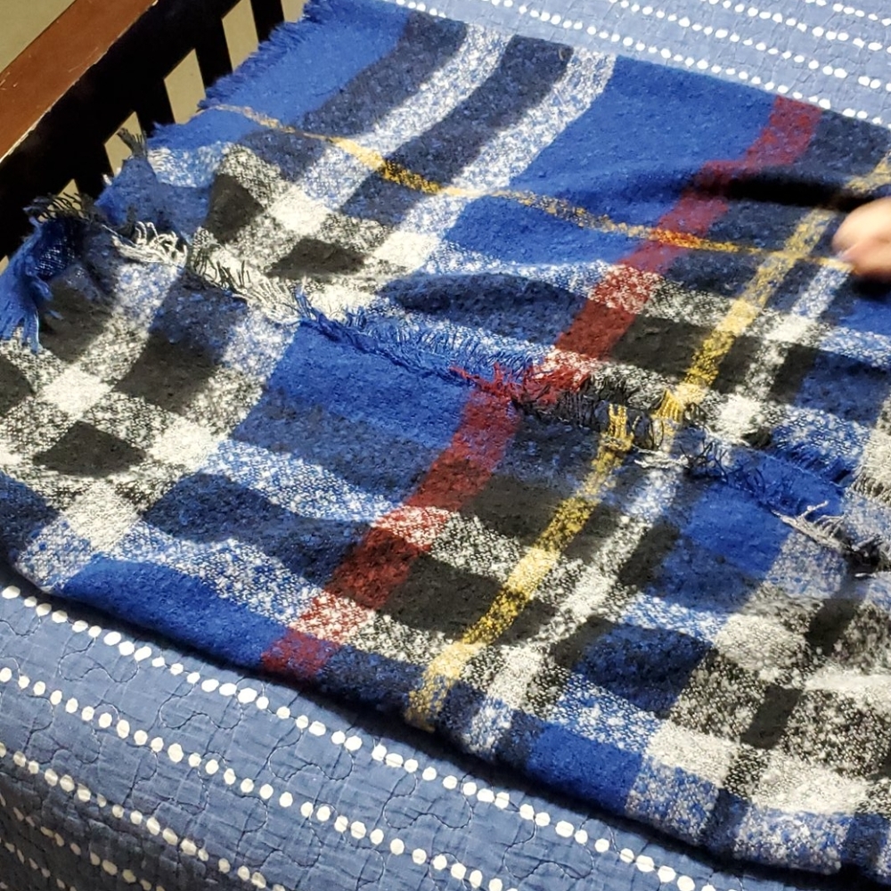 Square scarf